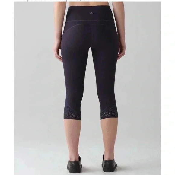 lululemon athletica Pants - Lululemon Anew Crop Leggings Black Luxtreme Workout Pants 4 laser cut detail